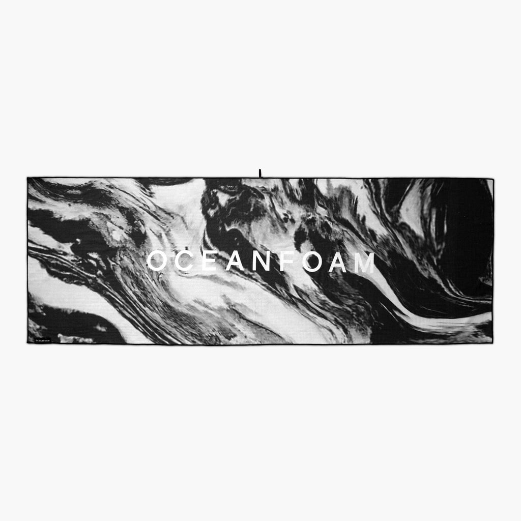 color_black marbled